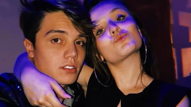 O ator da Recorc Leo Cidade namora a estrela do SBT Larissa Manoela O ator da Recorc Leo Cidade namora a estrela do SBT Larissa Manoela