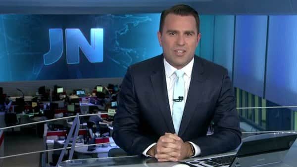 Rodrigo Bocardi passa a comandar o Jornal Nacional no lugar de William Bonner (Foto: Reprodução/ Globo) Rodrigo Bocardi passa a comandar o Jornal Nacional no lugar de William Bonner (Foto: Reprodução/ Globo)