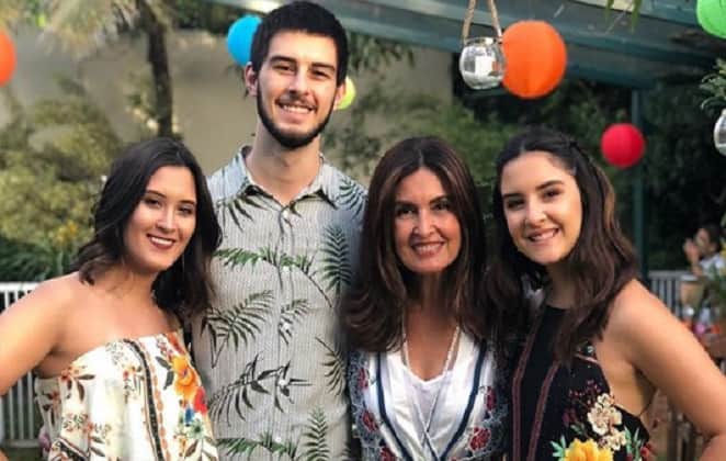 Fátima Bernardes e os filhos trigêmeos (Foto: Divulgação) Fátima Bernardes e os filhos trigêmeos (Foto: Divulgação)
