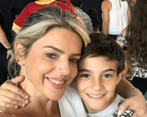 Mari Alexandre e o filho Záio Alexandre, fruto do relacionamento com Fábio Júnior (Foto: Reprodução) Mari Alexandre e o filho Záio Alexandre, fruto do relacionamento com Fábio Júnior (Foto: Reprodução)