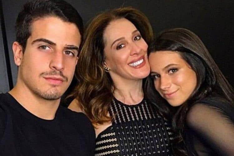 Claudia Raia, Enzo e Sophia (Foto: Divulgação) Claudia Raia, Enzo e Sophia (Foto: Divulgação)