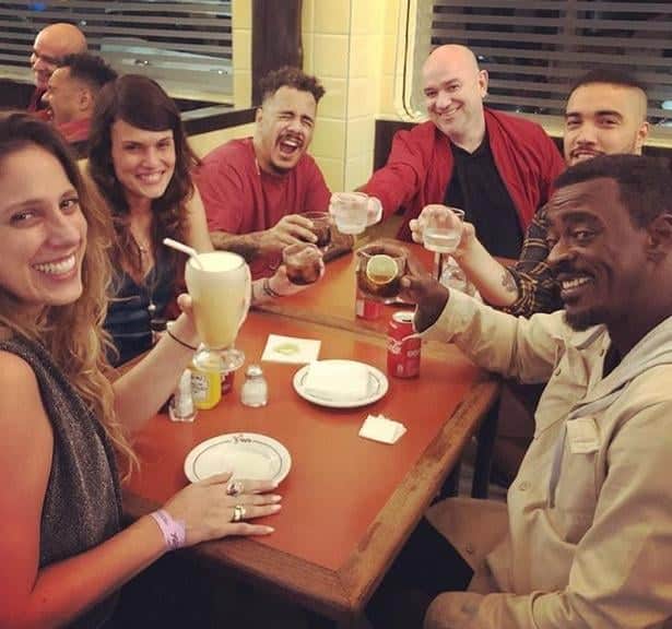 Marcelo D2 estava nesse encontro entre a neta de Lima Duarte e o cantor Seu Jorge. Foto: Reprodução Marcelo D2 estava nesse encontro entre a neta de Lima Duarte e o cantor Seu Jorge. Foto: Reprodução