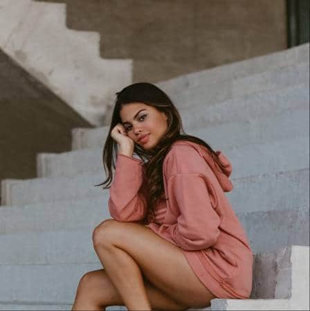 Clara Buarque deixa qualquer um babando com beleza (Reprodução) Clara Buarque deixa qualquer um babando com beleza (Reprodução)