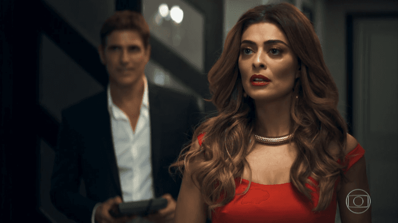 Maria da Paz (Juliana Paes) e Régis (Reynaldo Gianecchini) em A Dona do Pedaço (Foto: Reprodução/Globo) Maria da Paz (Juliana Paes) e Régis (Reynaldo Gianecchini) em A Dona do Pedaço (Foto: Reprodução/Globo)