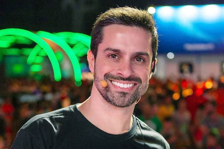 O ator Luciano Amaral, de Castelo Rá-Tim-Bum foi denunciado em rede social e sofreu consequência (Foto: Divulgação) O ator Luciano Amaral, de Castelo Rá-Tim-Bum foi denunciado em rede social e sofreu consequência (Foto: Divulgação)