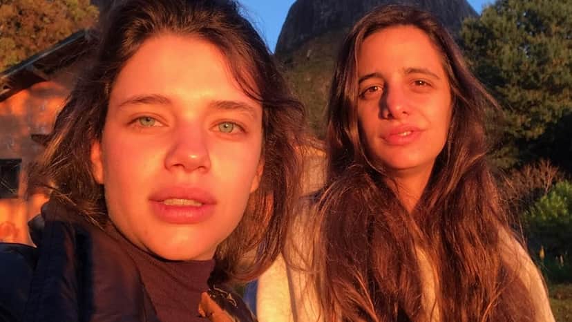 Bruna Linzmeyer e Priscila Fisziman mostram o amor em uma publicação (Foto: Reprodução) Bruna Linzmeyer e Priscila Fisziman mostram o amor em uma publicação (Foto: Reprodução)