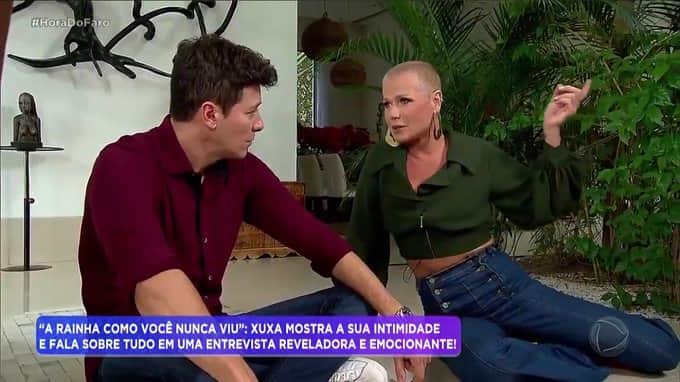 Xuxa deu entrevista bombástica a Rodrigo Faro (Foto: Reprodução/Record) Xuxa deu entrevista bombástica a Rodrigo Faro (Foto: Reprodução/Record)