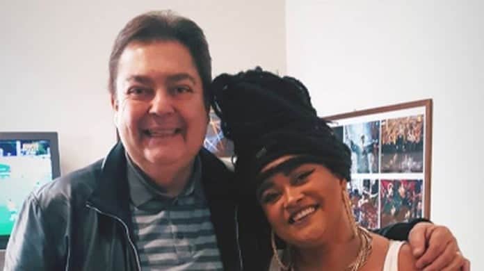 Faustão e Rízia tiveram momento íntimo nos bastidores da TV Globo (Foto: Divulgação/Gshow) Faustão e Rízia tiveram momento íntimo nos bastidores da TV Globo (Foto: Divulgação/Gshow)