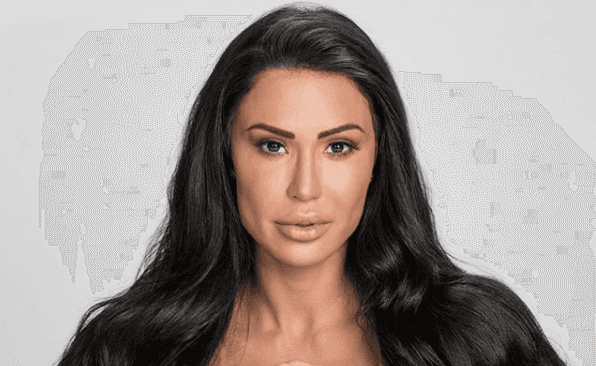 Gracyanne Barbosa, esposa de Belo, esmagou bicicleta com o bumbum (Foto: Reprodução/Instagram) Gracyanne Barbosa, esposa de Belo, esmagou bicicleta com o bumbum (Foto: Reprodução/Instagram)