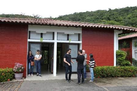 http://tvfoco.uai.com.br/wp-content/uploads/2015/05/Daniela-Mercury.jpg