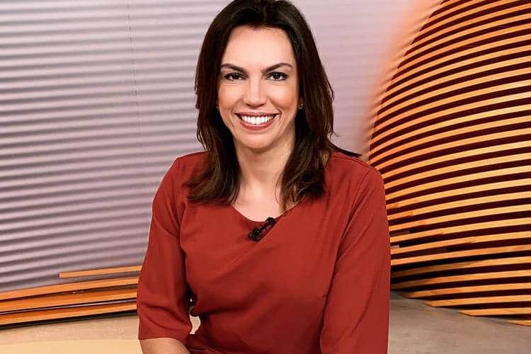 Ana Paula Araújo, àncora do Bom Dia Brasil, causou nas redes sociais ao compartilhar uma foto com o amado (Foto: Reprodução/ Globo) Ana Paula Araújo, àncora do Bom Dia Brasil, causou nas redes sociais ao compartilhar uma foto com o amado (Foto: Reprodução/ Globo)