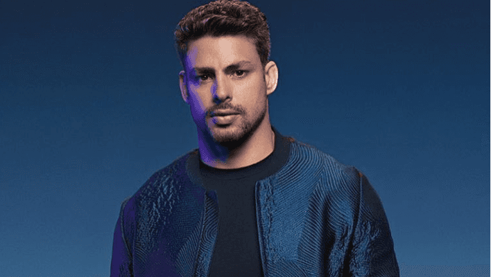 Cauã Reymond em campanha que divulga seu perfume (Foto: Reprodução/Instagram) Cauã Reymond em campanha que divulga seu perfume (Foto: Reprodução/Instagram)