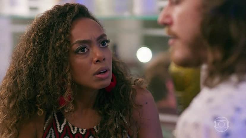 Dandara (Dandara Mariana) passará por poucas e boas ao lado de Quinzinho (Caio Paduan) na Globo em Verão 90 Dandara (Dandara Mariana) passará por poucas e boas ao lado de Quinzinho (Caio Paduan) na Globo em Verão 90