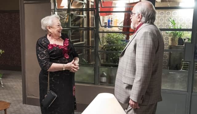 Marlene (Suely Franco) e Antero (Ary Fontoura) em cena de A Dona do Pedaço (Foto: Globo/João Miguel Júnior) Marlene (Suely Franco) e Antero (Ary Fontoura) em cena de A Dona do Pedaço (Foto: Globo/João Miguel Júnior)