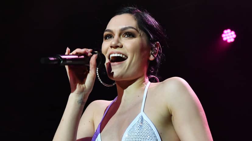 Jessie j revelou que é infértil e que não pode ter filhos (Foto: Reprodução) Jessie j revelou que é infértil e que não pode ter filhos (Foto: Reprodução)