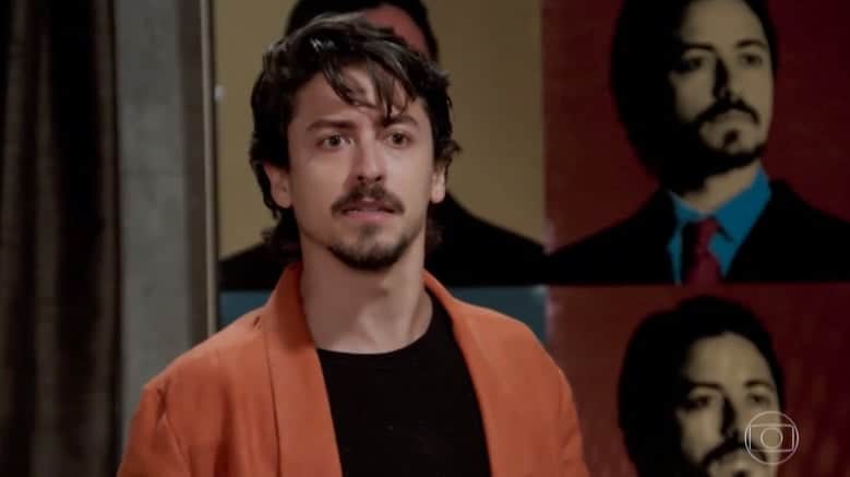 Jerônimo (Jesuíta Barbosa) em cena de Verão 90 da Globo
