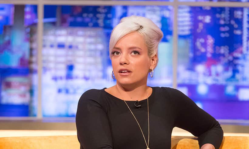 A cantora Lily Allen esteve no Brasil e criticou Bolsonaro (Foto: Reprodução) A cantora Lily Allen esteve no Brasil e criticou Bolsonaro (Foto: Reprodução)