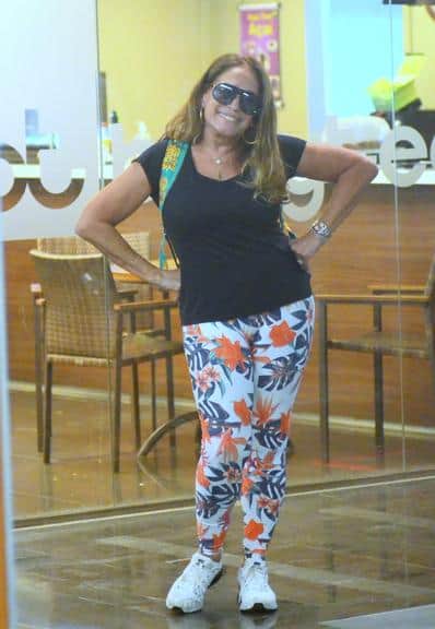 Atriz da Globo, Susana Vieira é vista deixando academia no Rio de Janeiro Atriz da Globo, Susana Vieira é vista deixando academia no Rio de Janeiro