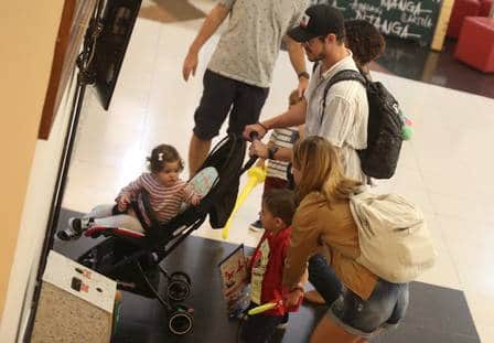 José Loreto passeia com a filha, Bella José Loreto passeia com a filha, Bella Foto: EXTRA José Loreto passeia com a filha, Bella José Loreto passeia com a filha, Bella Foto: EXTRA
