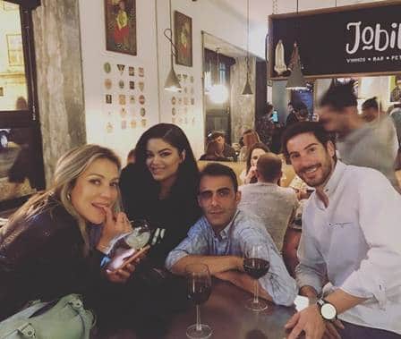 Luana Piovani e amigos em Lisboa (Foto: Reprodução/ Instagram) Luana Piovani e amigos em Lisboa (Foto: Reprodução/ Instagram)