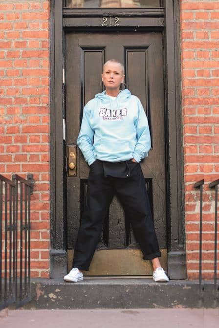 Xuxa posa em Nova York (Foto Caras) Xuxa posa em Nova York (Foto Caras)