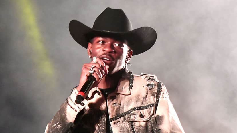 O rapper americano Lil Nas X fez uma declaração nas redes sociais e assumiu ser gay (Foto: Reprodução) O rapper americano Lil Nas X fez uma declaração nas redes sociais e assumiu ser gay (Foto: Reprodução)