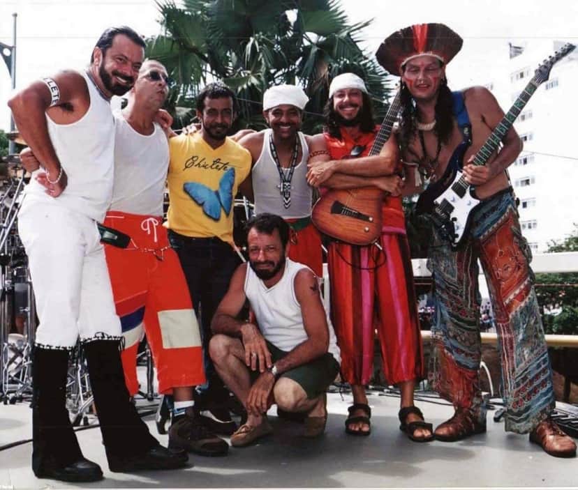 Mais uma grande perda para a música nacional: morreu o Cacique Jonne, ex-guitarrista da banda Chiclete com Banana Mais uma grande perda para a música nacional: morreu o Cacique Jonne, ex-guitarrista da banda Chiclete com Banana