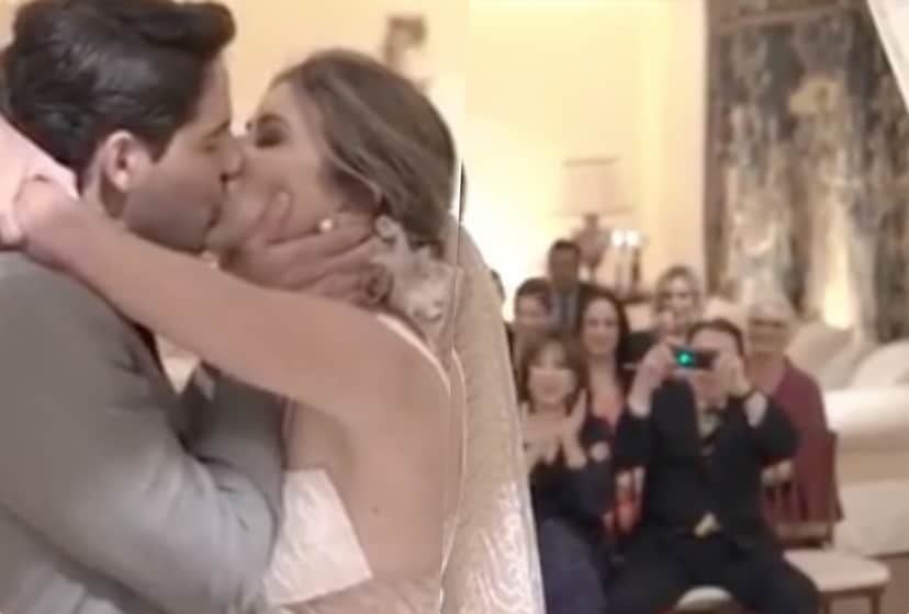 Rebeca Abravanel e Alexandre Pato se casaram na casa de Silvio Santos Rebeca Abravanel e Alexandre Pato se casaram na casa de Silvio Santos