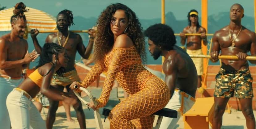 Imagens do clipe da música Muito Calor Imagens do clipe da música Muito Calor