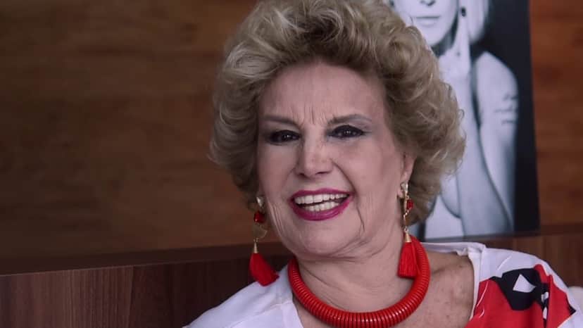 Íris Bruzzi (Foto: Reprodução/YouTube) Íris Bruzzi (Foto: Reprodução/YouTube)