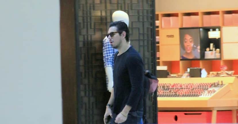 João Vicente de Castro fugiu dos paparazzi no Aeroporto Santos Dumont, no Rio de Janeiro (Audrey Assed/AgNews) João Vicente de Castro fugiu dos paparazzi no Aeroporto Santos Dumont, no Rio de Janeiro (Audrey Assed/AgNews)