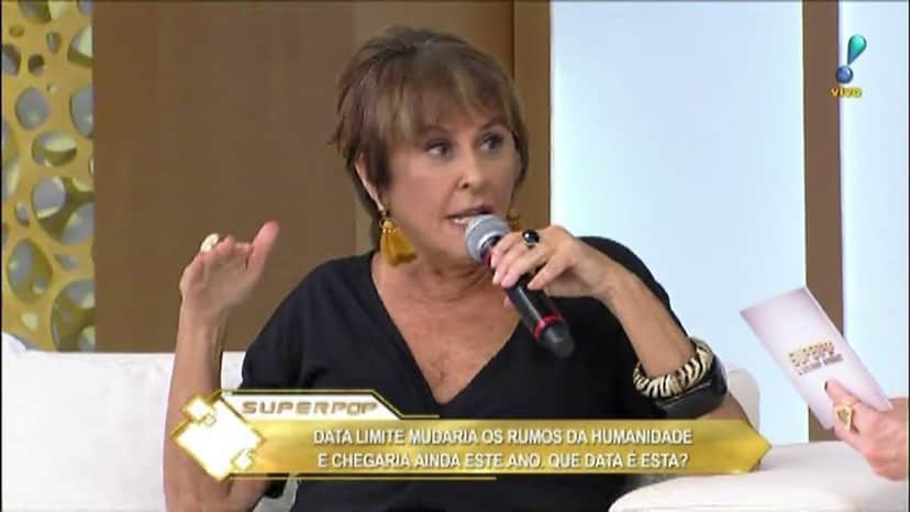 Márcia Fernandes viu espírito no SuperPop (Foto: Reprodução/RedeTV) Márcia Fernandes viu espírito no SuperPop (Foto: Reprodução/RedeTV)