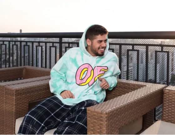 Zé Felipe é filho do sertanejo Leonardo, ele exibiu sua cobertura luxuosa e falou sobre a namorada (Foto: Rafael Cusato/QUEM) Zé Felipe é filho do sertanejo Leonardo, ele exibiu sua cobertura luxuosa e falou sobre a namorada (Foto: Rafael Cusato/QUEM)
