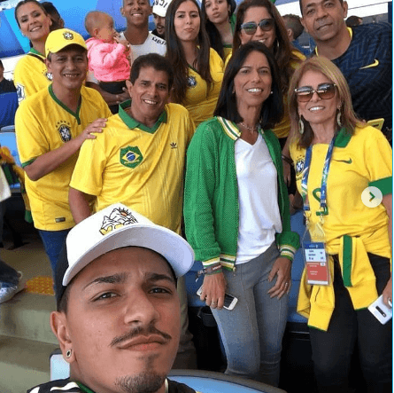 Familiares de Anitta (Foto: Reprodução/ Instagram) van Familiares de Anitta (Foto: Reprodução/ Instagram) van