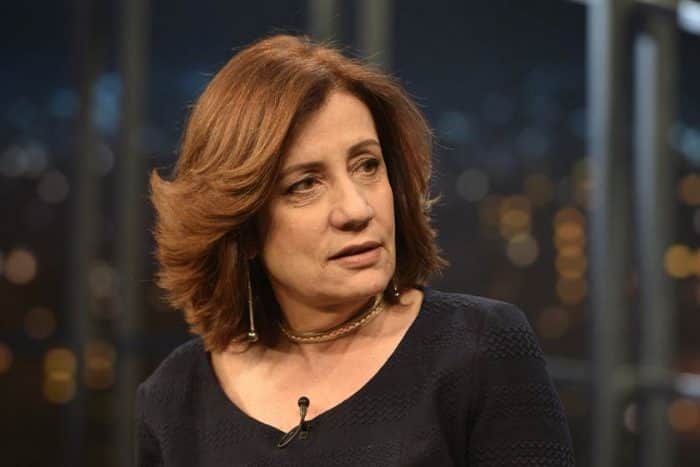 A jornalista Miriam Leitão da Globo que foi torturada e recebeu dura declaração de Bolsonaro A jornalista Miriam Leitão da Globo que foi torturada e recebeu dura declaração de Bolsonaro