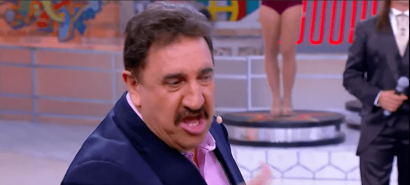 O apresentador Ratinho proibiu os funcionários de falarem o nome de Xuxa Meneghel no SBT. (Foto: Reprodução) O apresentador Ratinho proibiu os funcionários de falarem o nome de Xuxa Meneghel no SBT. (Foto: Reprodução)