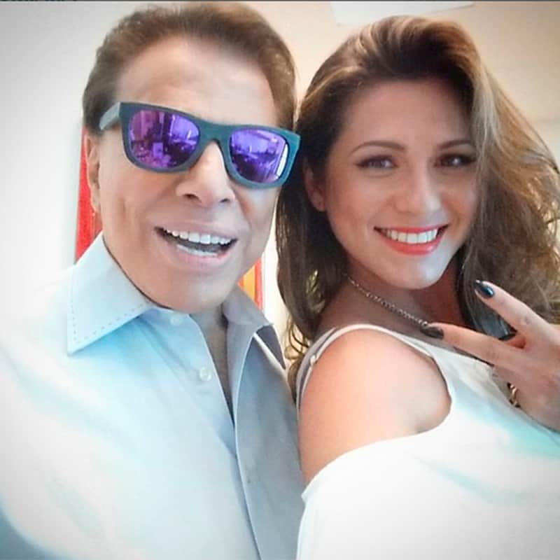 Silvio Santos com óculos de funkeiro (Foto: Reprodução) Silvio Santos com óculos de funkeiro (Foto: Reprodução)