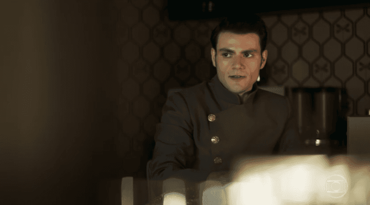 Jardel em cena na novela A Dona do Pedaço, exibida pela TV Globo. (Foto: Reprodução) Jardel em cena na novela A Dona do Pedaço, exibida pela TV Globo. (Foto: Reprodução)