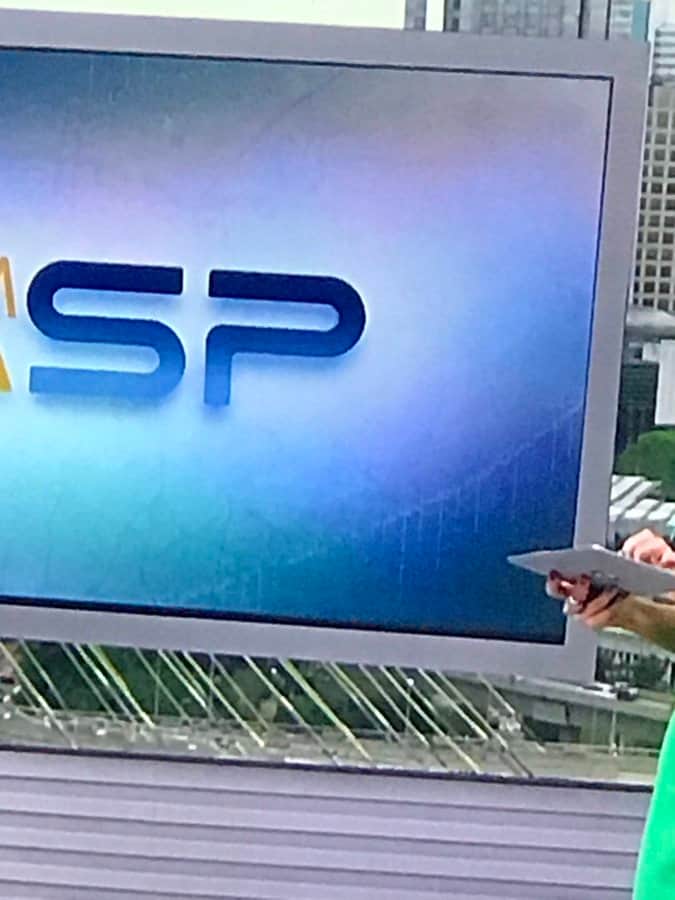 Espectador notou coisa estranha no telão de LED do BDSP, de Rodrigo Bocardi (Reprodução) Espectador notou coisa estranha no telão de LED do BDSP, de Rodrigo Bocardi (Reprodução)