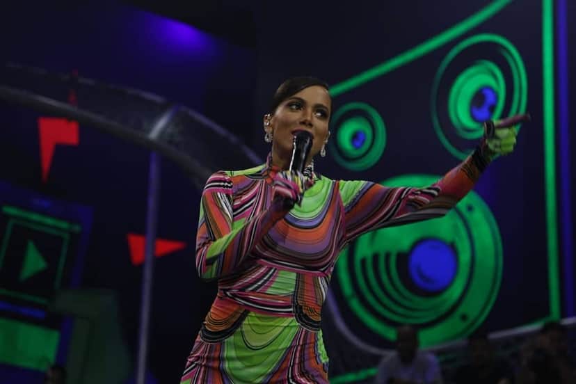Anitta em seu programa no Multishow (Foto: Reprodução/Instagram) Anitta em seu programa no Multishow (Foto: Reprodução/Instagram)