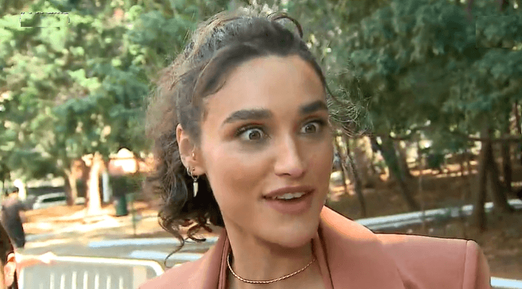 Débora Nascimento Débora Nascimento