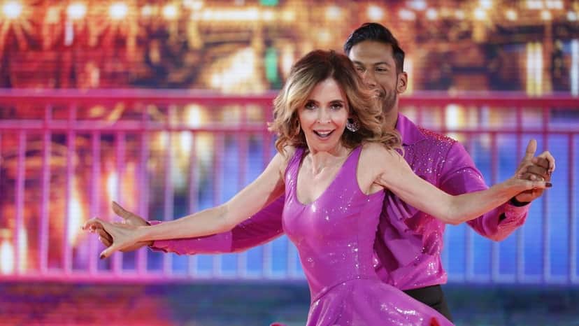 Deborah Evelyn na Dança dos Famosos (Foto: Alinne Tuffengdjian/Globo) Deborah Evelyn na Dança dos Famosos (Foto: Alinne Tuffengdjian/Globo)