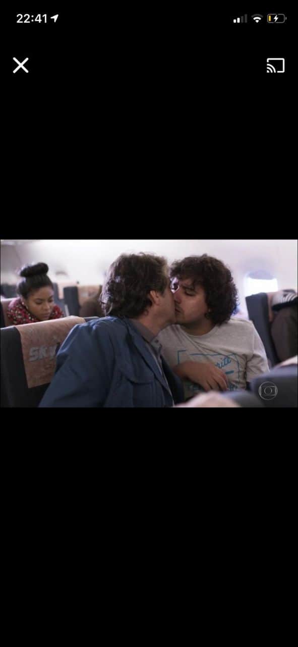 Zorra, da Globo, exibiu beijo gay entre atores Zorra, da Globo, exibiu beijo gay entre atores