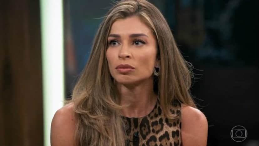 A atriz Grazi Massafera vem fazendo o maior sucesso em Bom Sucesso (Foto: Reprodução) A atriz Grazi Massafera vem fazendo o maior sucesso em Bom Sucesso (Foto: Reprodução)