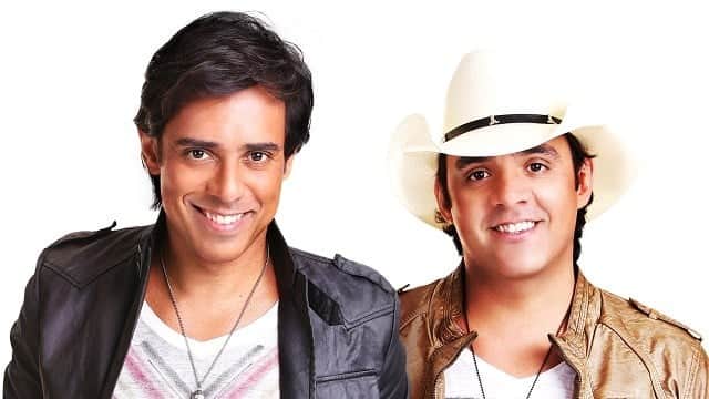 Guilherme e Santiago são uma famosa dupla sertaneja Guilherme e Santiago são uma famosa dupla sertaneja