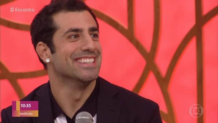 Kaysar Dadour teve nome pronunciado de forma errada por Patrícia Poeta no Encontro (Foto: Reprodução/Globo) Kaysar Dadour teve nome pronunciado de forma errada por Patrícia Poeta no Encontro (Foto: Reprodução/Globo)