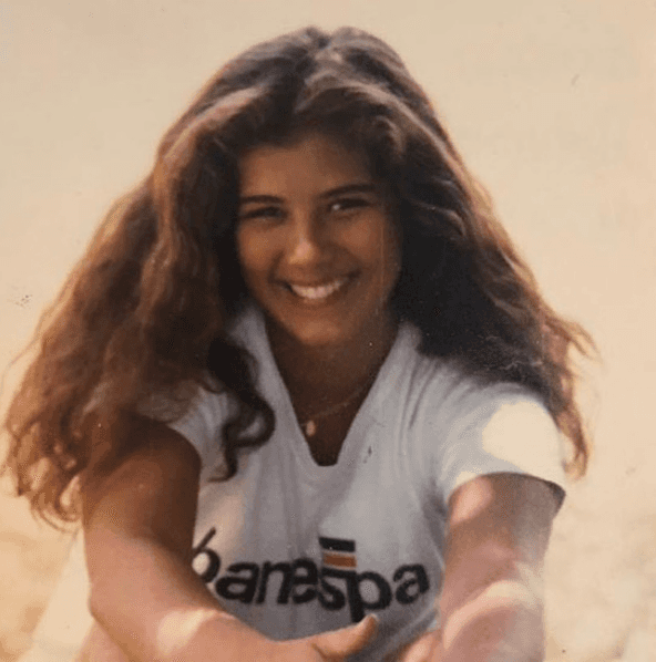 Jornalista e apresentadora da RedeTV! Mariana Godoy com 15 anos de idade (Foto: Reprodução/ Instagram) Jornalista e apresentadora da RedeTV! Mariana Godoy com 15 anos de idade (Foto: Reprodução/ Instagram)