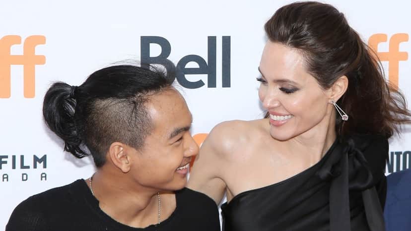 Maddox decide sair de casa e deixa sua mãe Angelina Jolie arrasada (Foto: Reprodução) Maddox decide sair de casa e deixa sua mãe Angelina Jolie arrasada (Foto: Reprodução)