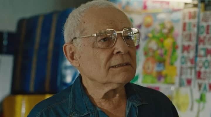 Othon Bastos em cena da série Carcereiros. (Foto: Divulgação) Othon Bastos em cena da série Carcereiros. (Foto: Divulgação)