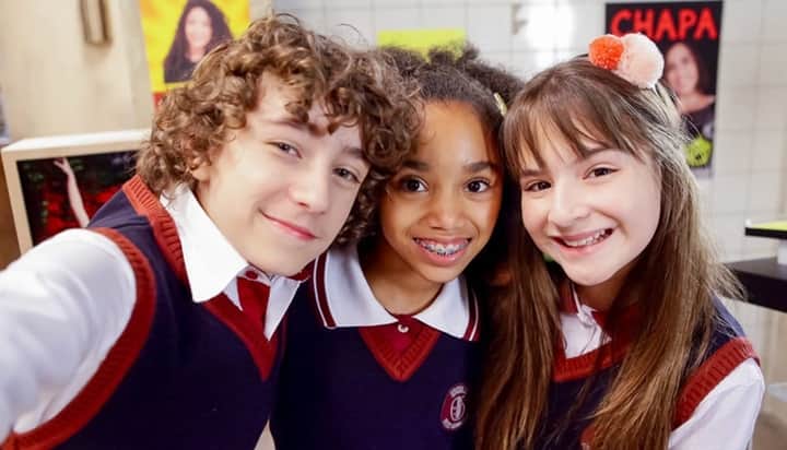 Elenco infantil da novela As Aventuras de Poliana, trama infantil exibida pelo SBT desde o ano passado. (Foto: Divulgação)